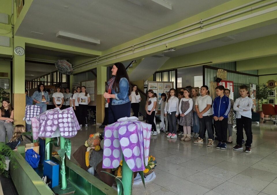 PRODAJNO – IZLOŽBENI SAJAM POVODOM DANA KRUHA I ZAHVALNOSTI ZA PLODOVE ZEMLJE