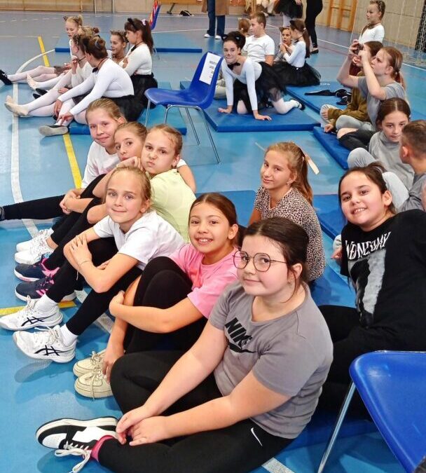 PLESNA SMOTRA – “RADOST POKRETA”