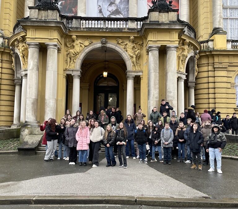 POSJET UČENIKA HRVATSKOM NARODNOM KAZALIŠTU U ZAGREBU 