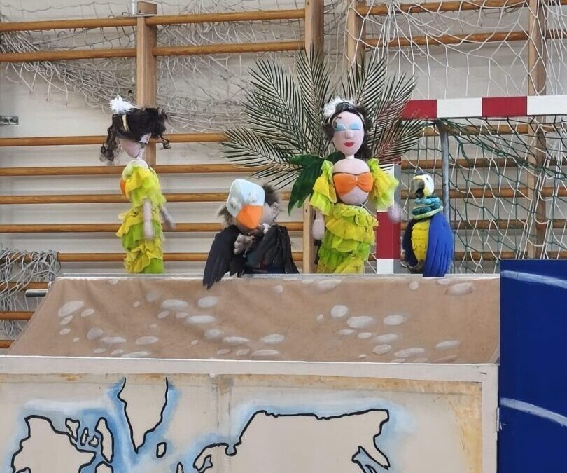 LUTKARSKA PREDSTAVA- MJUZIKL  “PUT OKO SVIJETA”